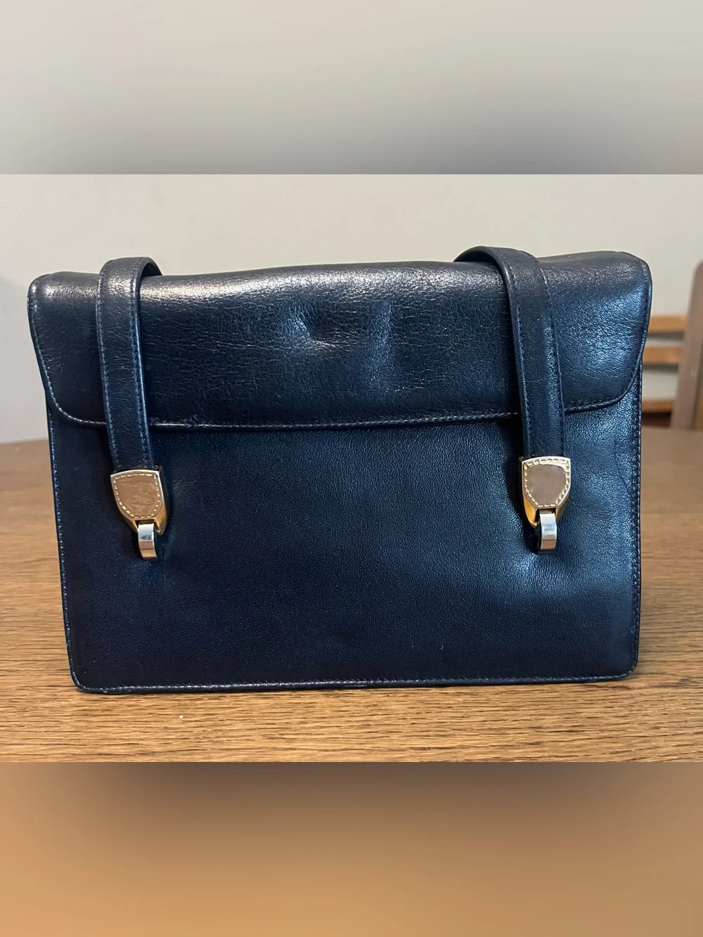 Vintage Saks Fifth Avenue Navy Red Genuine Leather Top Handle Purse w/Coin Purse